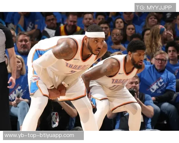 杜兰特雕像设计引发热议下半身雷霆上半身勇士一手篮网寓意深刻